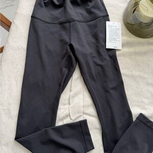 Lululemon Wunder Train HR 25in
